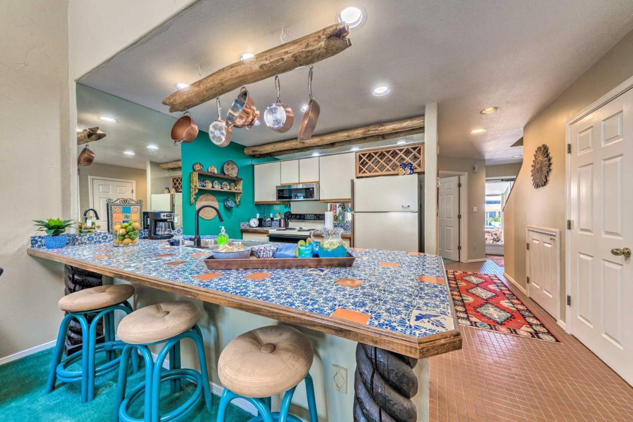 Eclectic Home With Deck 4 Miles To Ski Cloudcroft! Esterno foto
